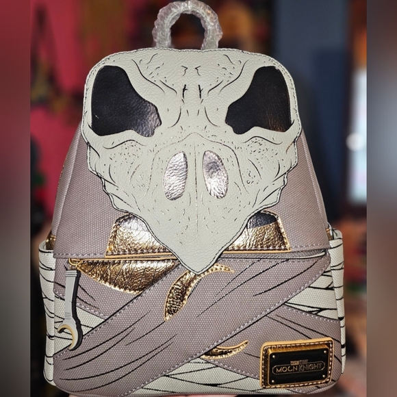 Brand New! Loungefly Marvel Moon Knight Khonshu Cosplay Mini Backpack 🤍 - Picture 2 of 6